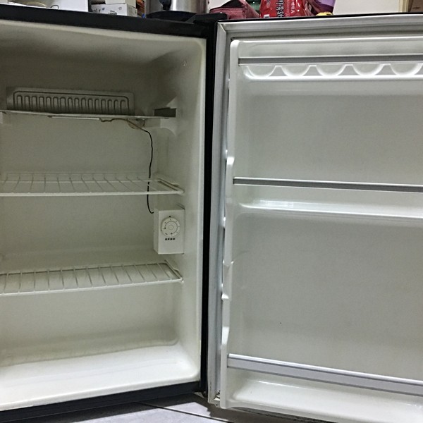 (冰箱)二手小冰箱 单门冰箱~有保固