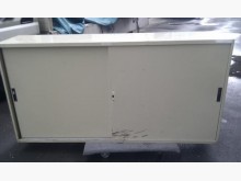 大鐵製邊櫃收納櫃有輕微破損