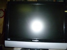 [8成新] 富士丸22吋液晶色彩鮮艷電視有輕微破損