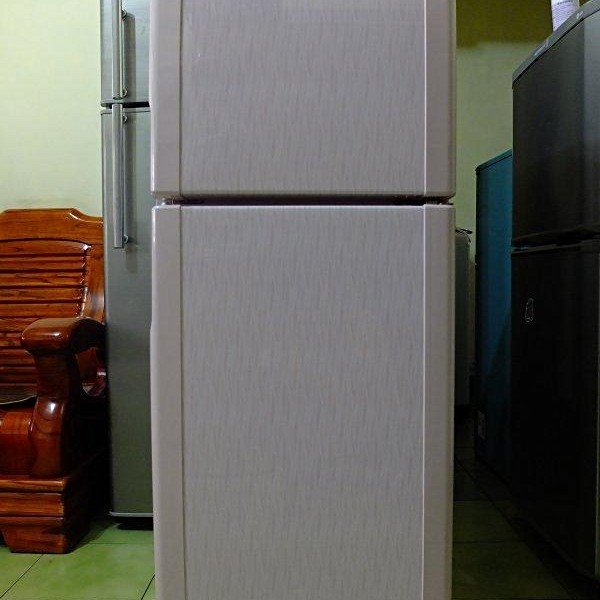 二手冰箱出售,声宝 140l 双门冰箱2012 - 591居家/家具