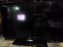 BENQ32吋LED色彩鮮艷電視有輕微破損