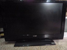 [8成新] 禾聯42吋液晶色彩鮮艷畫質佳電視有輕微破損
