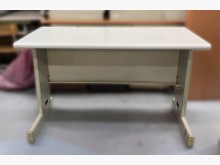 [8成新] C122205*白面OA書桌辦公桌有輕微破損
