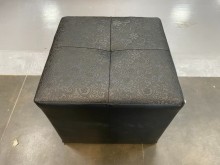 [9成新] A90516*黑皮四方椅單人沙發無破損有使用痕跡