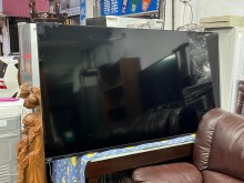 [95成新] 力興二手家具買賣-70吋電視電視近乎全新