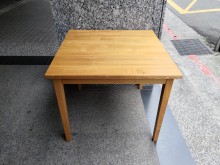 [8成新] 便宜賣！！！餐桌 桌子餐桌椅組有輕微破損