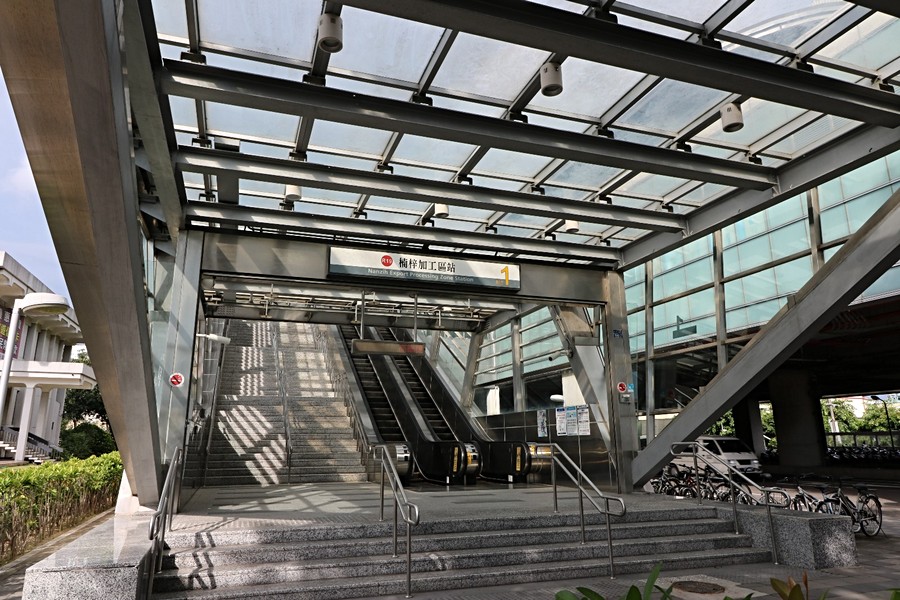 捷運楠梓加工區