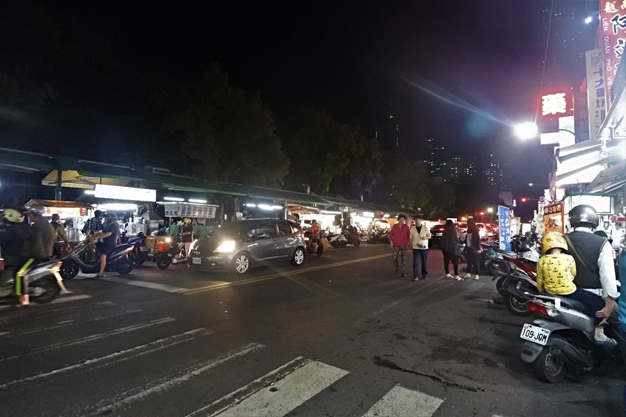 自強夜市